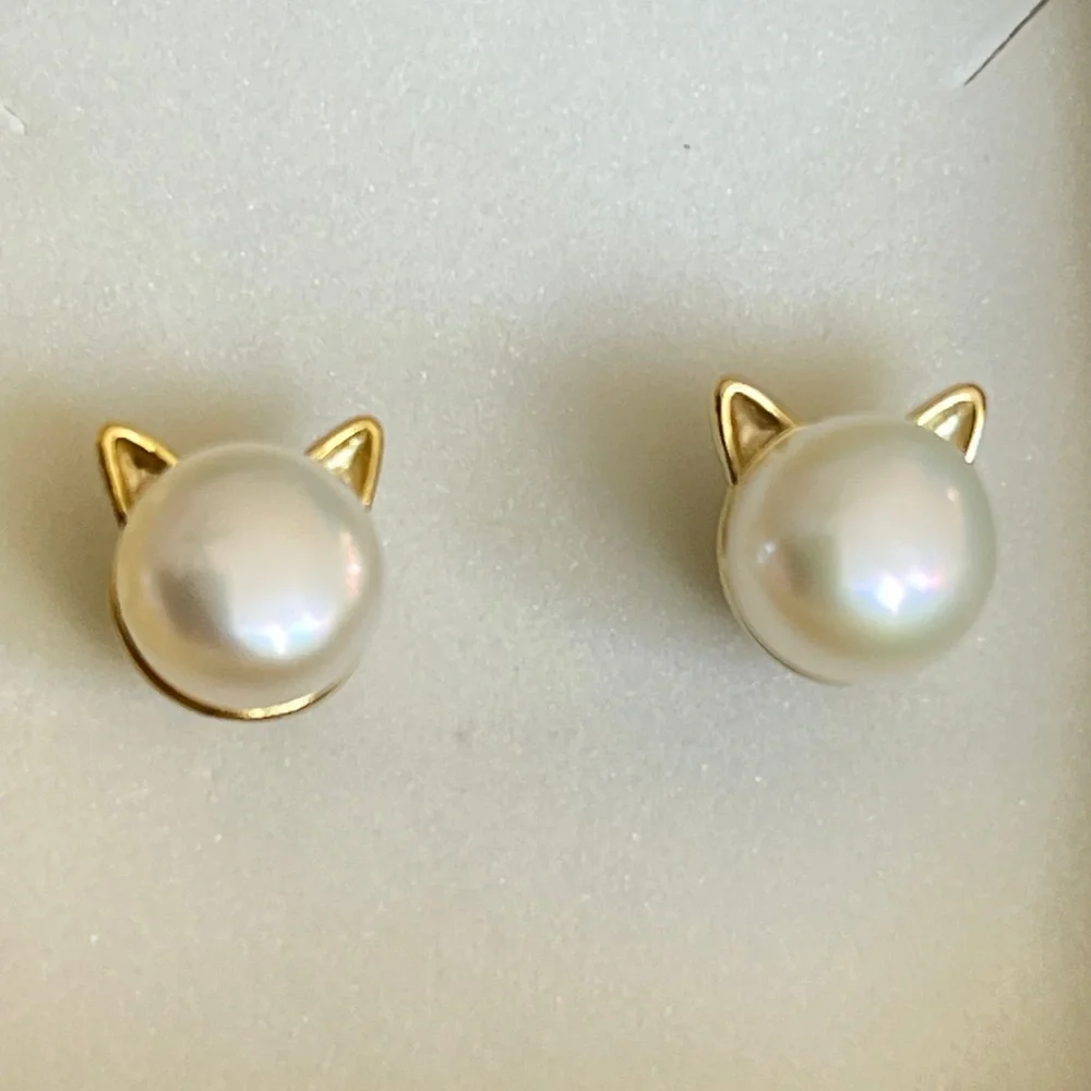 Gold Plated Over 935S Silver 7-8mm Natural Pearl Stud Earrings Cat Shaped - Picture 1 of 6